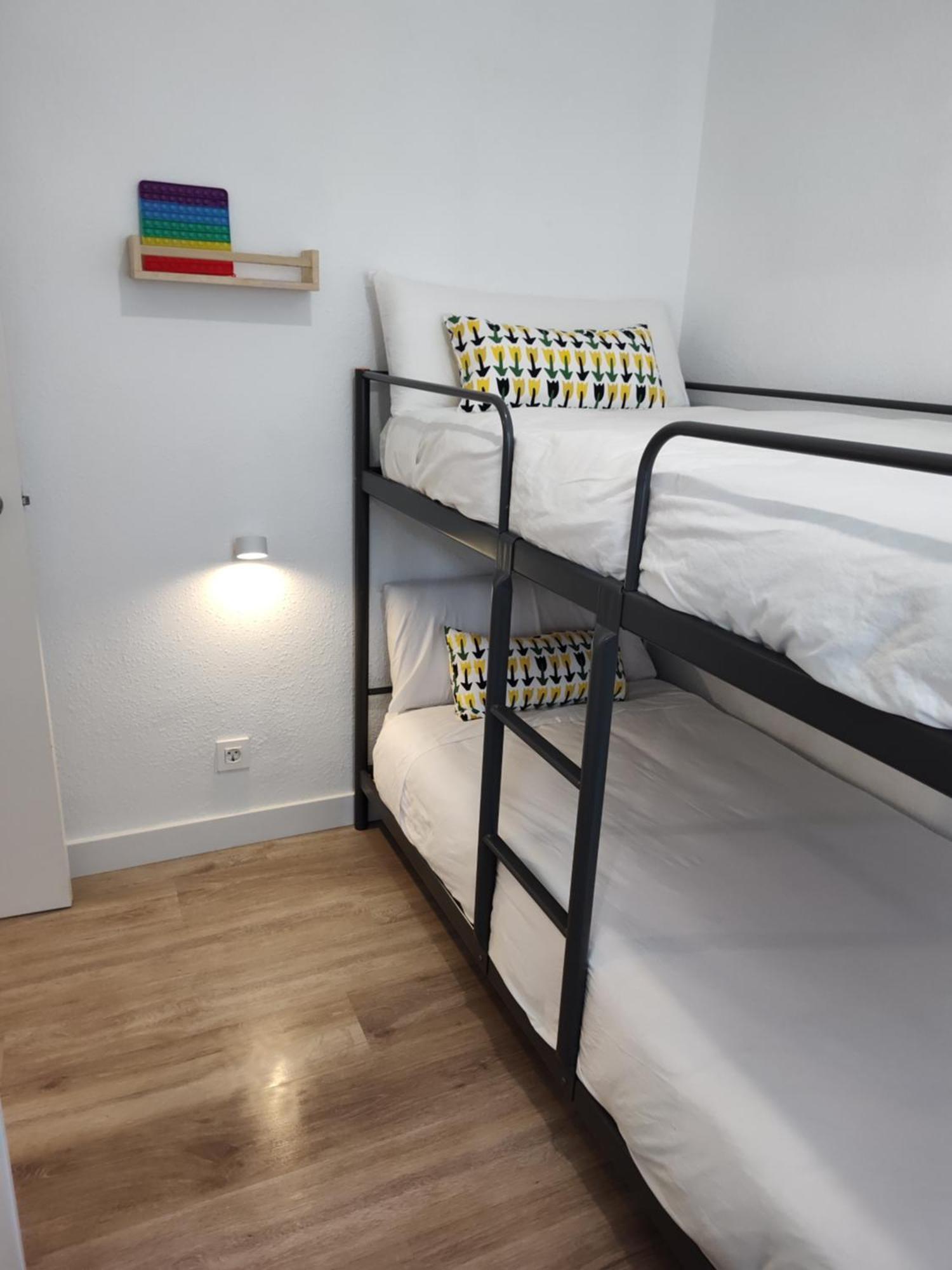 Apartamento Entero Con Desayuno Incluido Y Parking Gratuito, A 3 Km De Playa Con Aire Acondicionado Muskiz Bagian luar foto